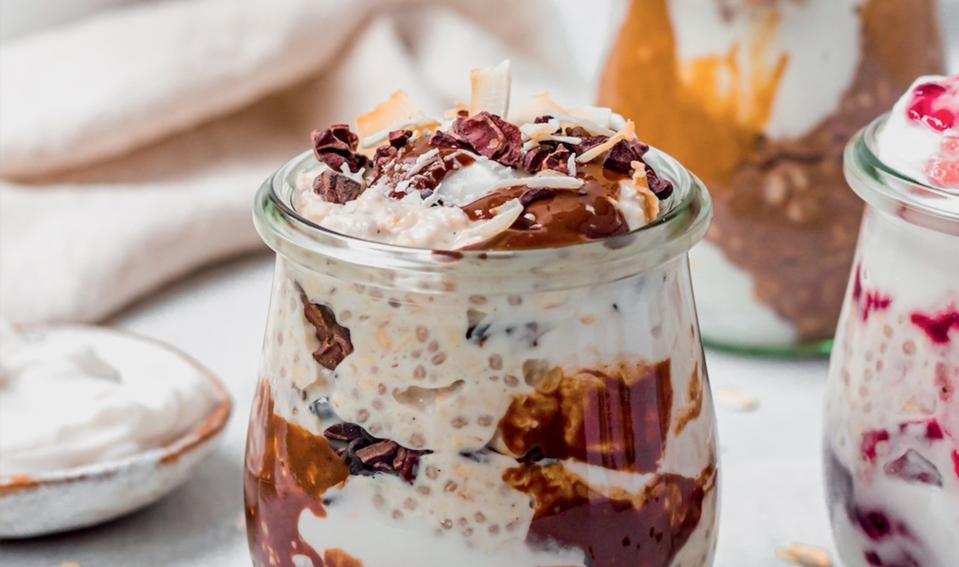 Easy Vegan Mocha Caramel Overnights Oats