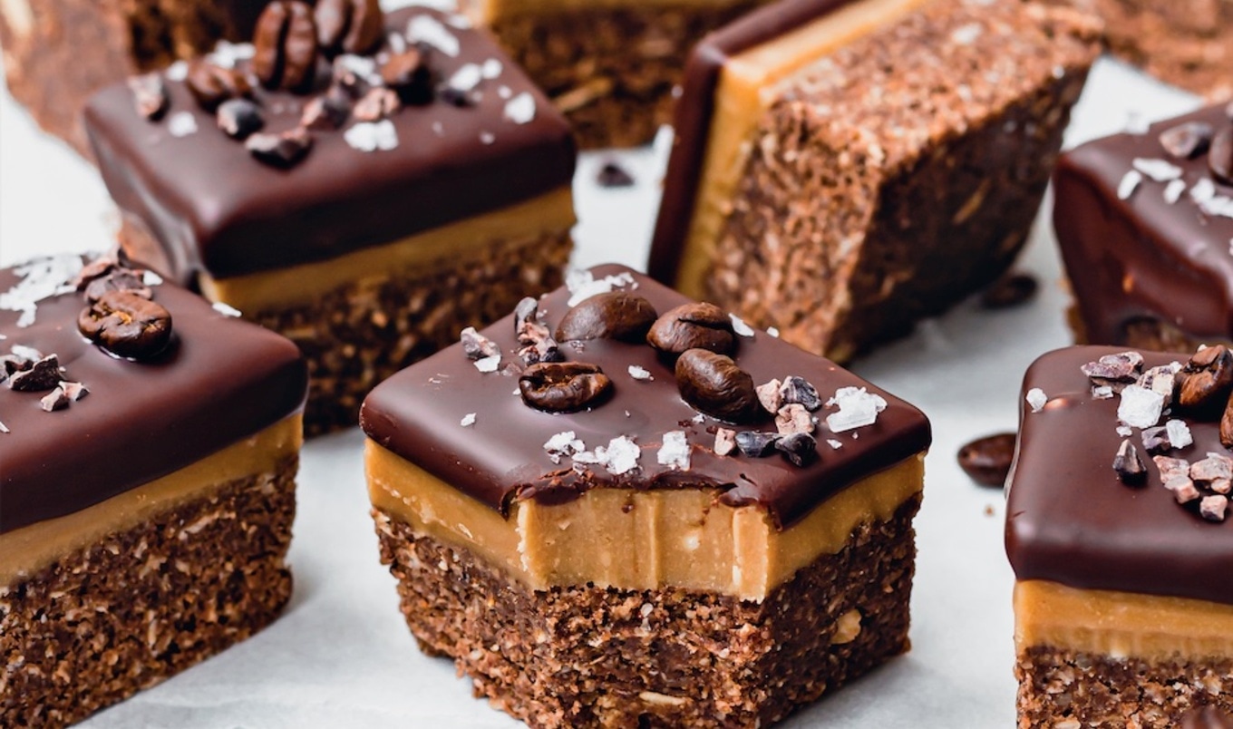 Vegan No-Bake Chocolate Espresso Caramel Bars&nbsp;