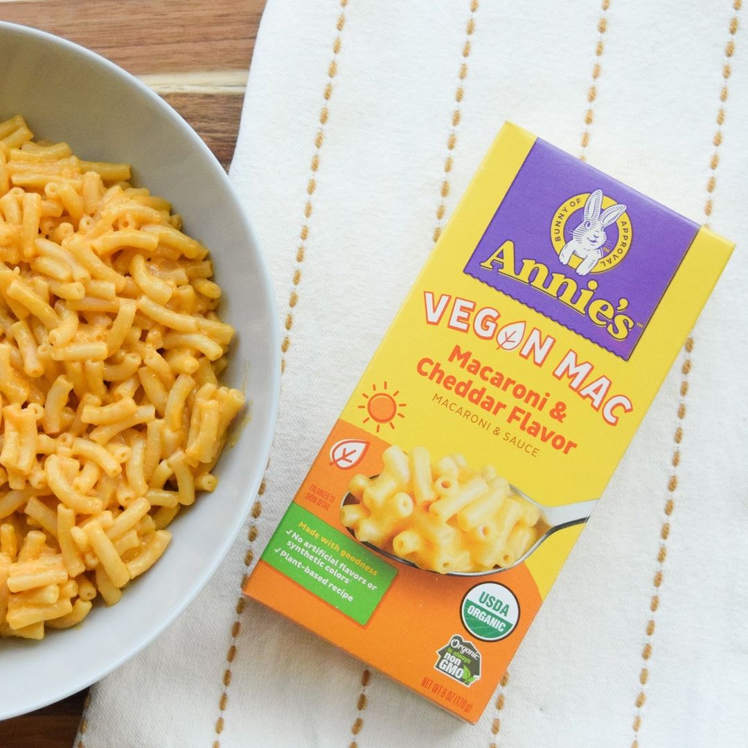 VegNews.veganmacandcheese.annies