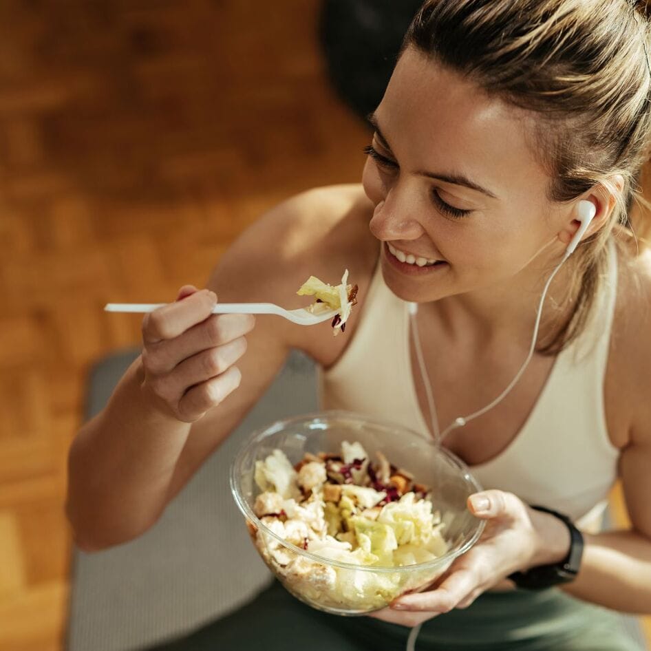 Vegans Who Lift Weights Have Better Bone Strength, New Study Finds