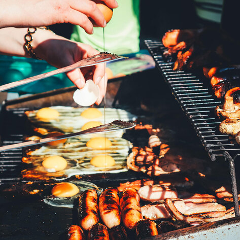 5 Reasons to Forget Keto and Go Vegan