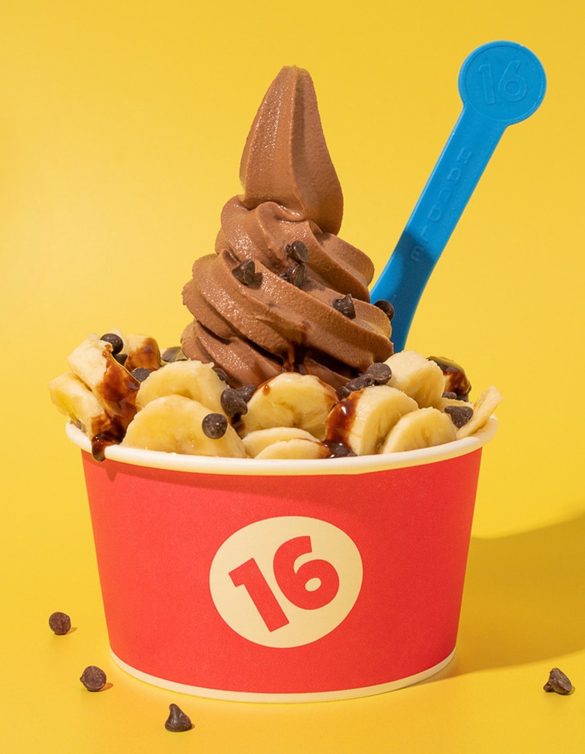 VegNews.OatlySoftServe.16Handles