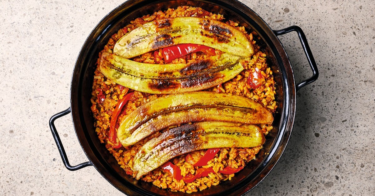 Garlicky Fried Plantains With Spicy Red Pepper and Tomato Rice | VegNews