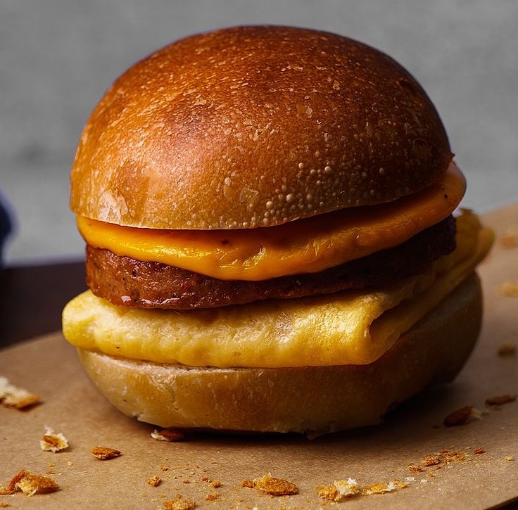 Vegan Breakfast Near Me: 19 Chains to Grab a Tasty Morning Meal | VegNews