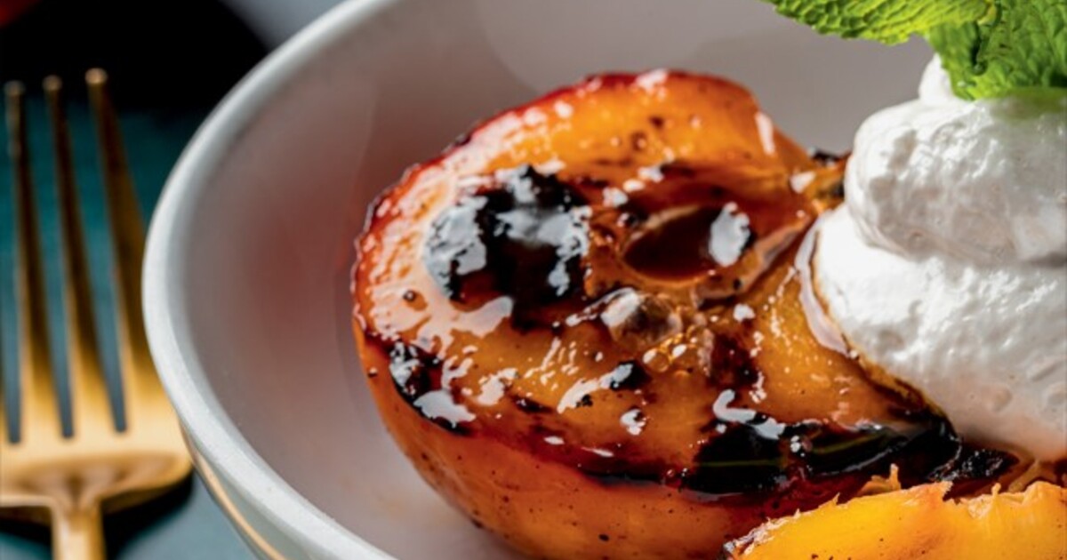 Smoked Peaches With Boozy Vegan Rum Whip - Vimarsana News