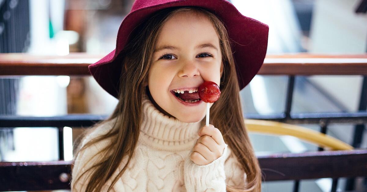 VegNews Ultimate Guide to Vegan Candy Karinokada