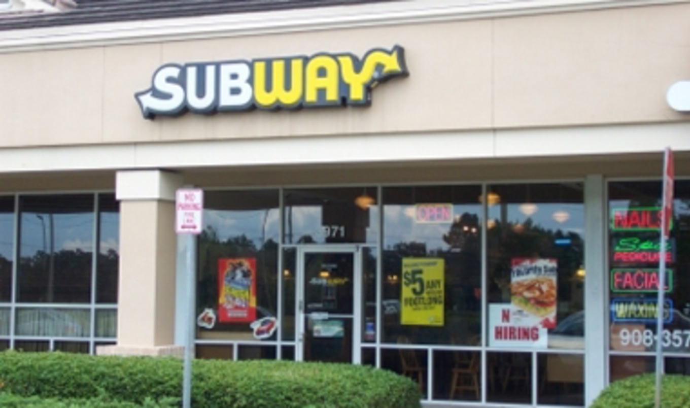 Select Subway Caf&#233s Unveil New Vegan Sandwiches