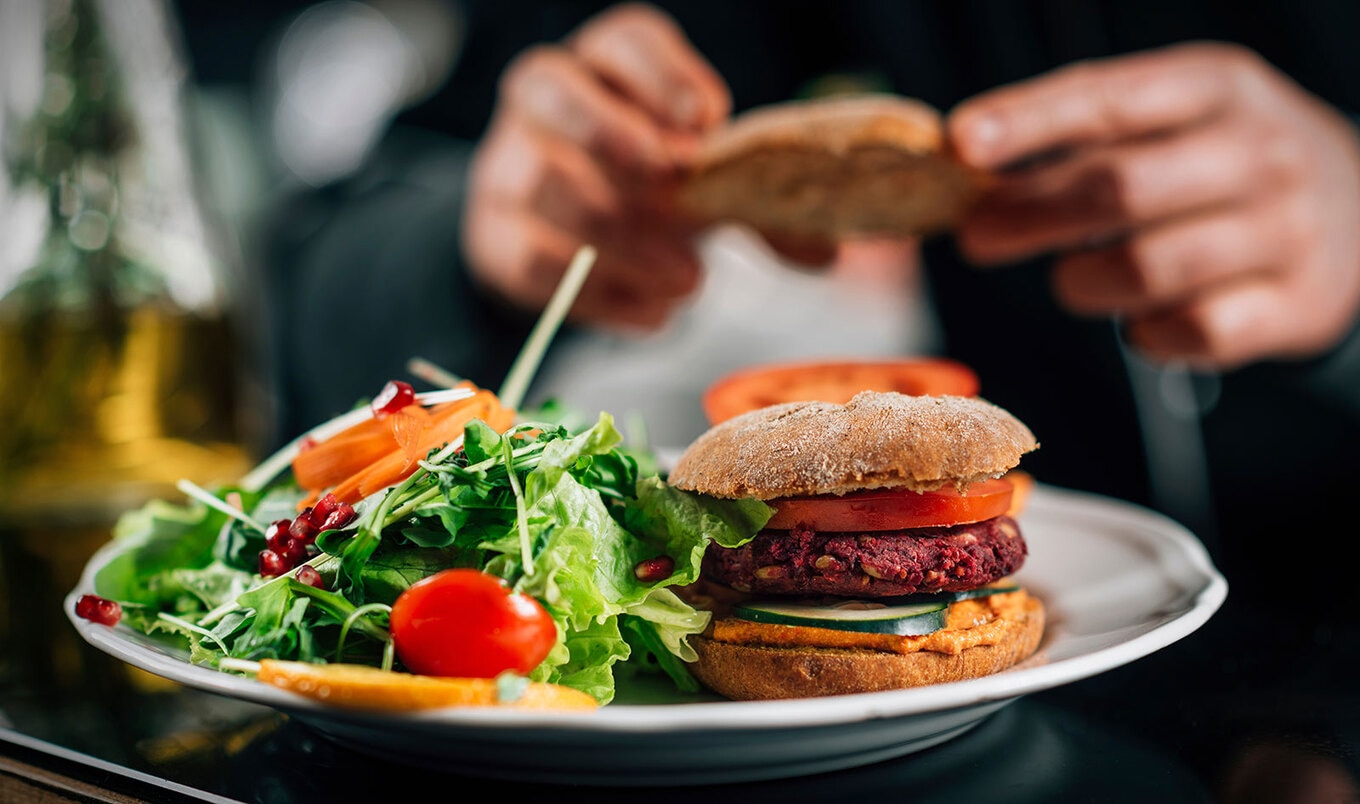 VegNews.VeganBurger.AdobeStock