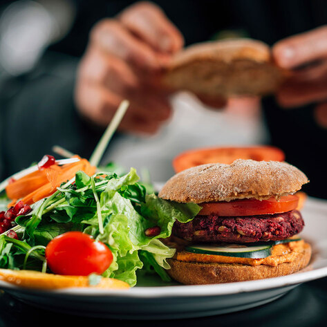 Global Plant-Based Burger Market Predicted to Quadruple by 2033 to $23.2 Billion