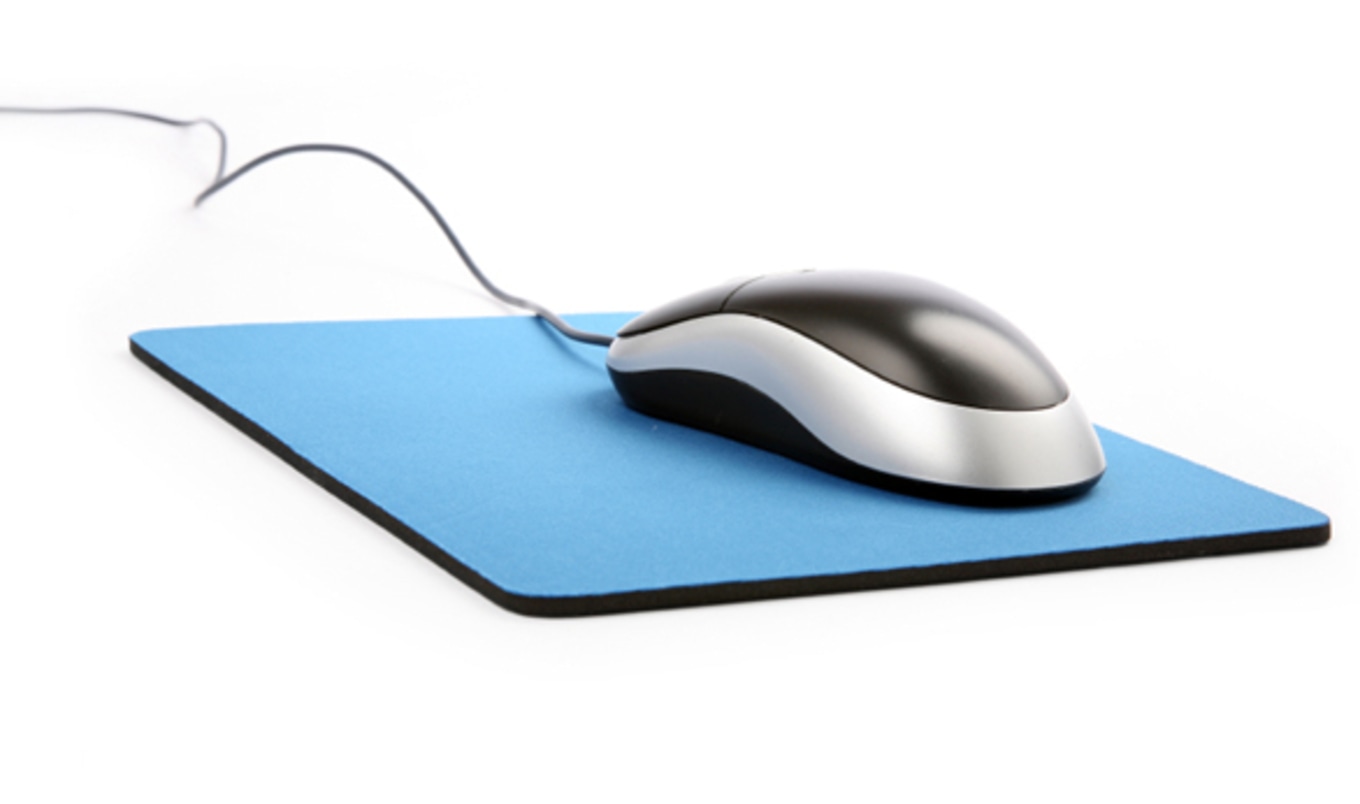 15 Veg-Friendly Twitter and Facebook Feeds