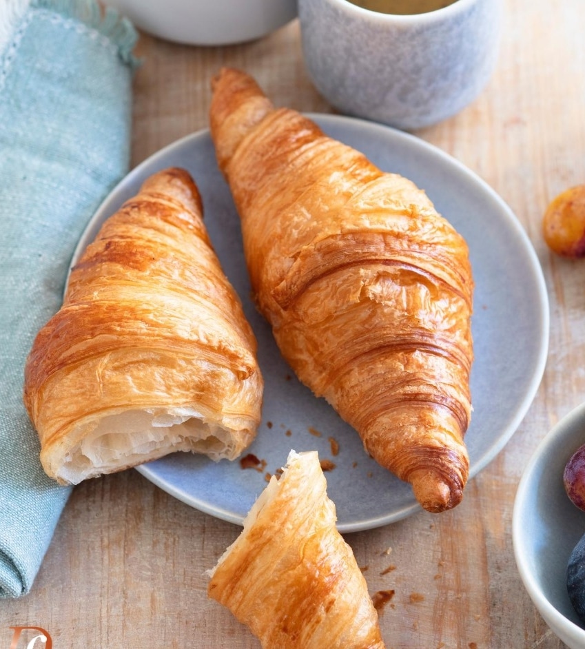 VegNews.vegancroissant.Delifrance