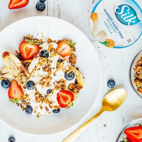 21 Vegan Yogurts Even the Most Die-Hard Dairy Fans Will Love