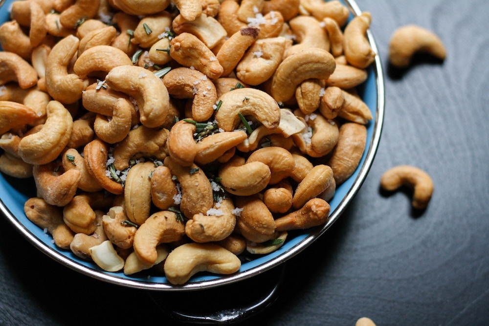 VegNews.Cashews.JennKosar.Unsplash