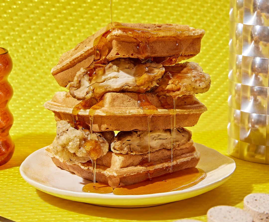 VegNews.VeganChickenWaffles.BosqueFoods