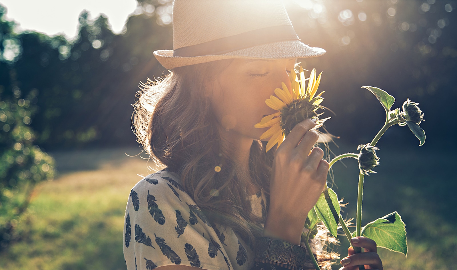 10 Ways to Relieve Seasonal Allergy Symptoms,&nbsp;From Vegan Probiotics to Humidifiers