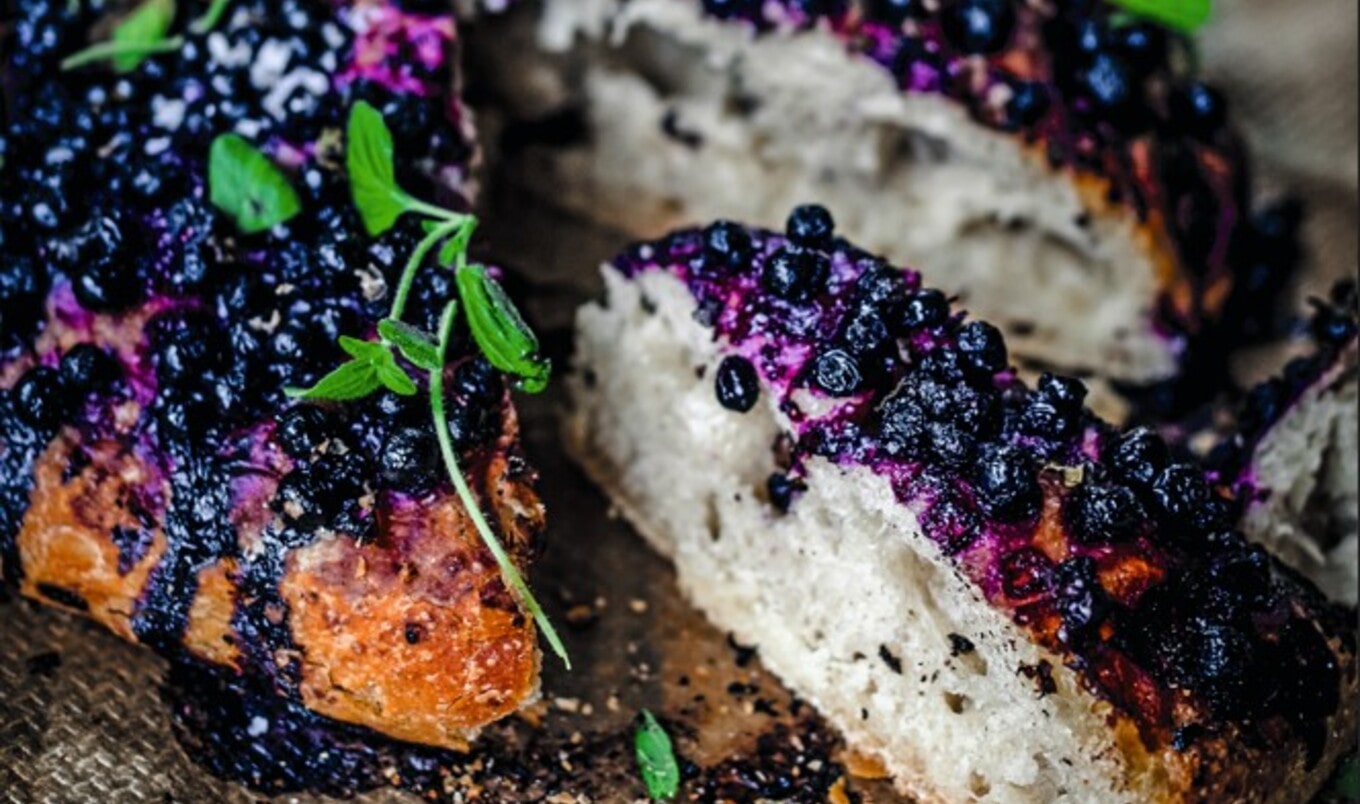 No-Knead Wild Blueberry Oregano Bread