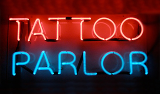 tattoo-parlorVND