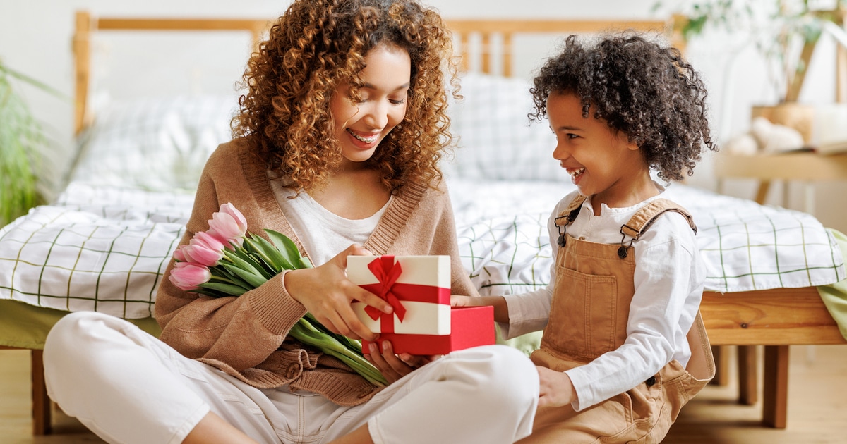 32 Vegan Mother’s Day Gift Ideas For Every Kind of Mom VegNews