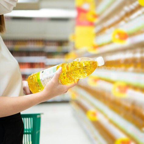 Canola Is More Than Just a Popular Cooking Oil. These Researchers Think It Could Replace Meat, Too. 