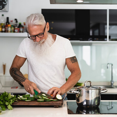 Eating Your Vegetables Is as Good as Walking 4,000 More Steps, New Study Says 