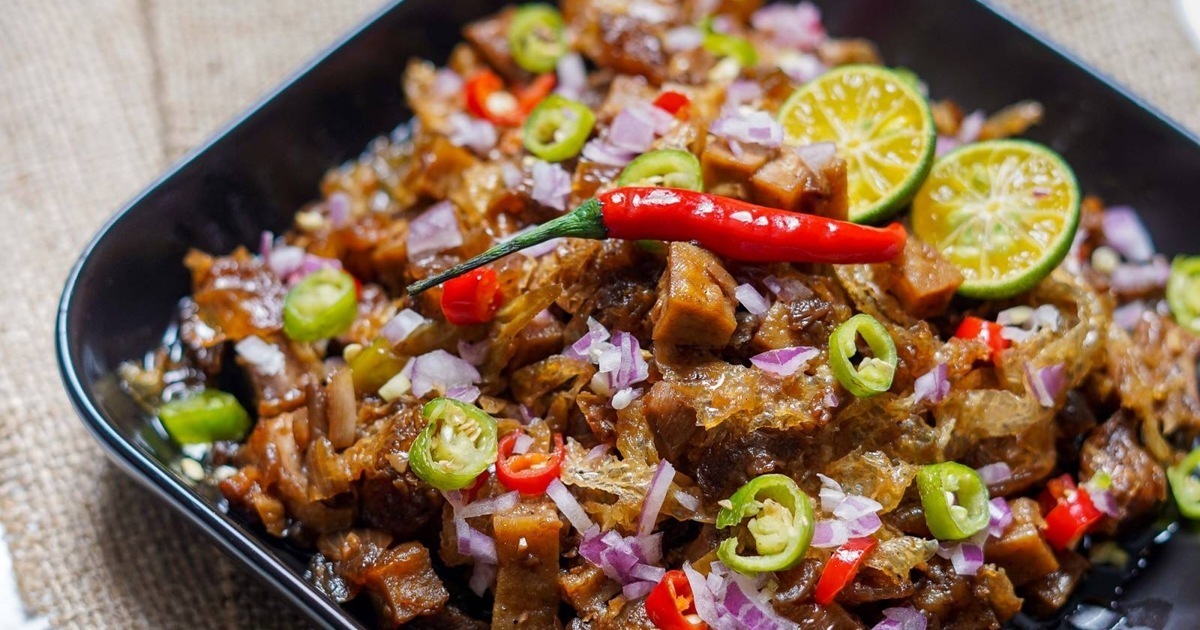 Filipino Tofu and Mushroom Sisig | VegNews