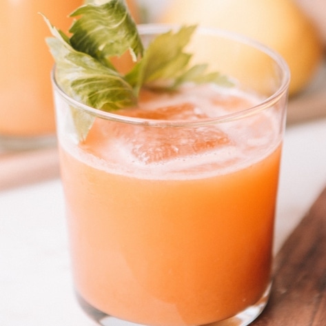 Is Carrot Juice Healthy? Here's What You Need to Know (Plus, 5 Juicers to Buy!)
