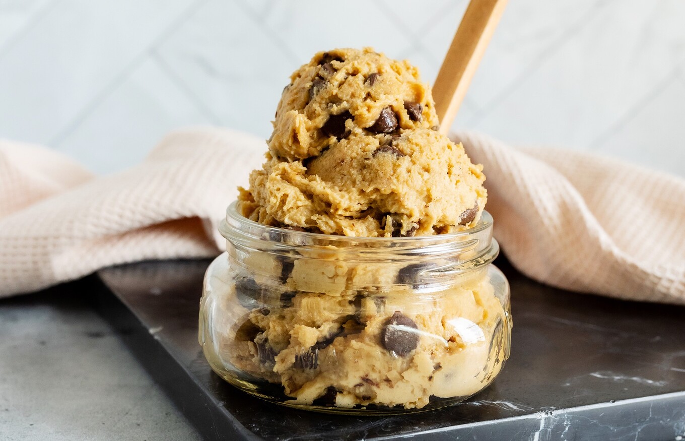 VegNews.ChickpeaCookieDough
