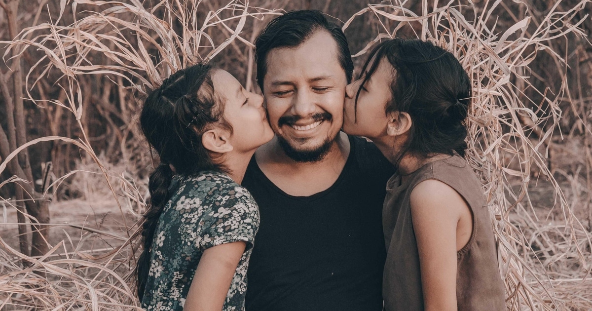 23 Vegan Father’s Day Gift Ideas (And None of Them Are a Mug!)