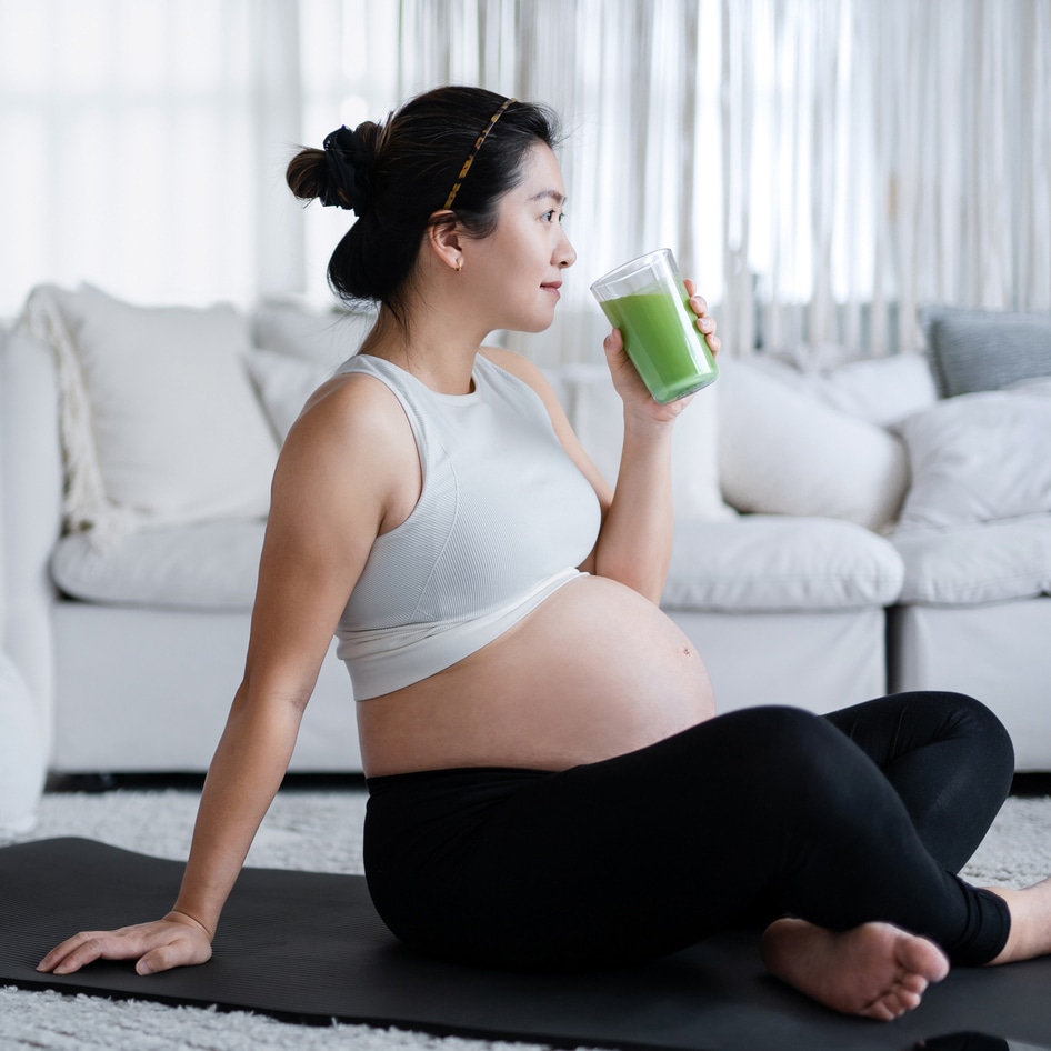 How to Have a Healthy Vegan Pregnancy, According to a Nutritionist