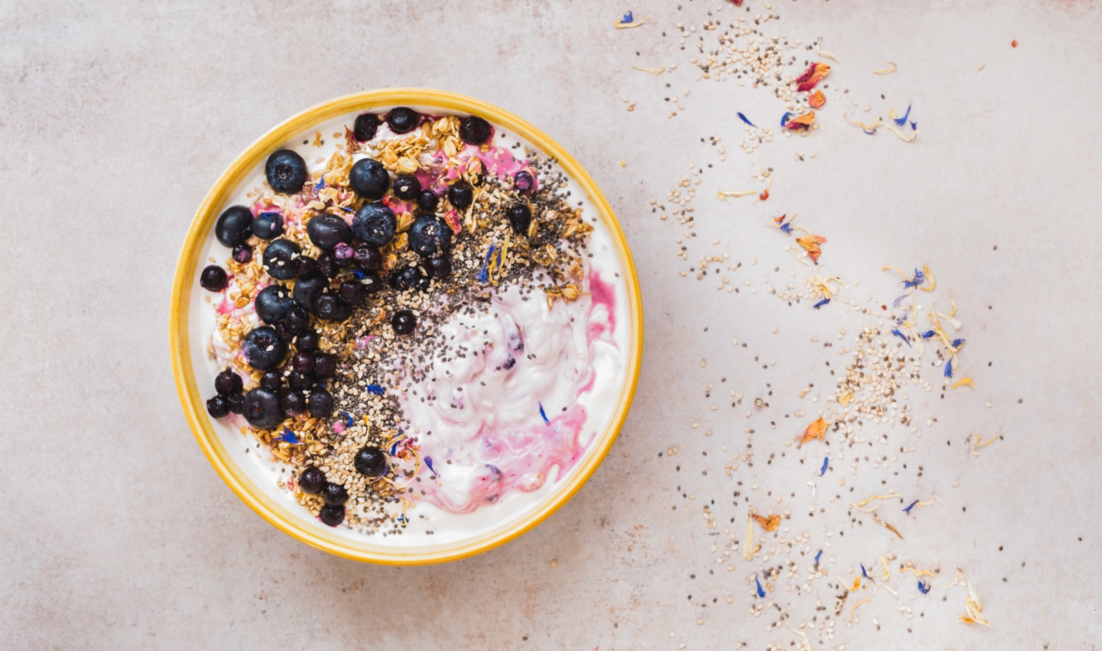 Why You Should Be Eating Flaxseeds Every Day (Plus Recipes!)