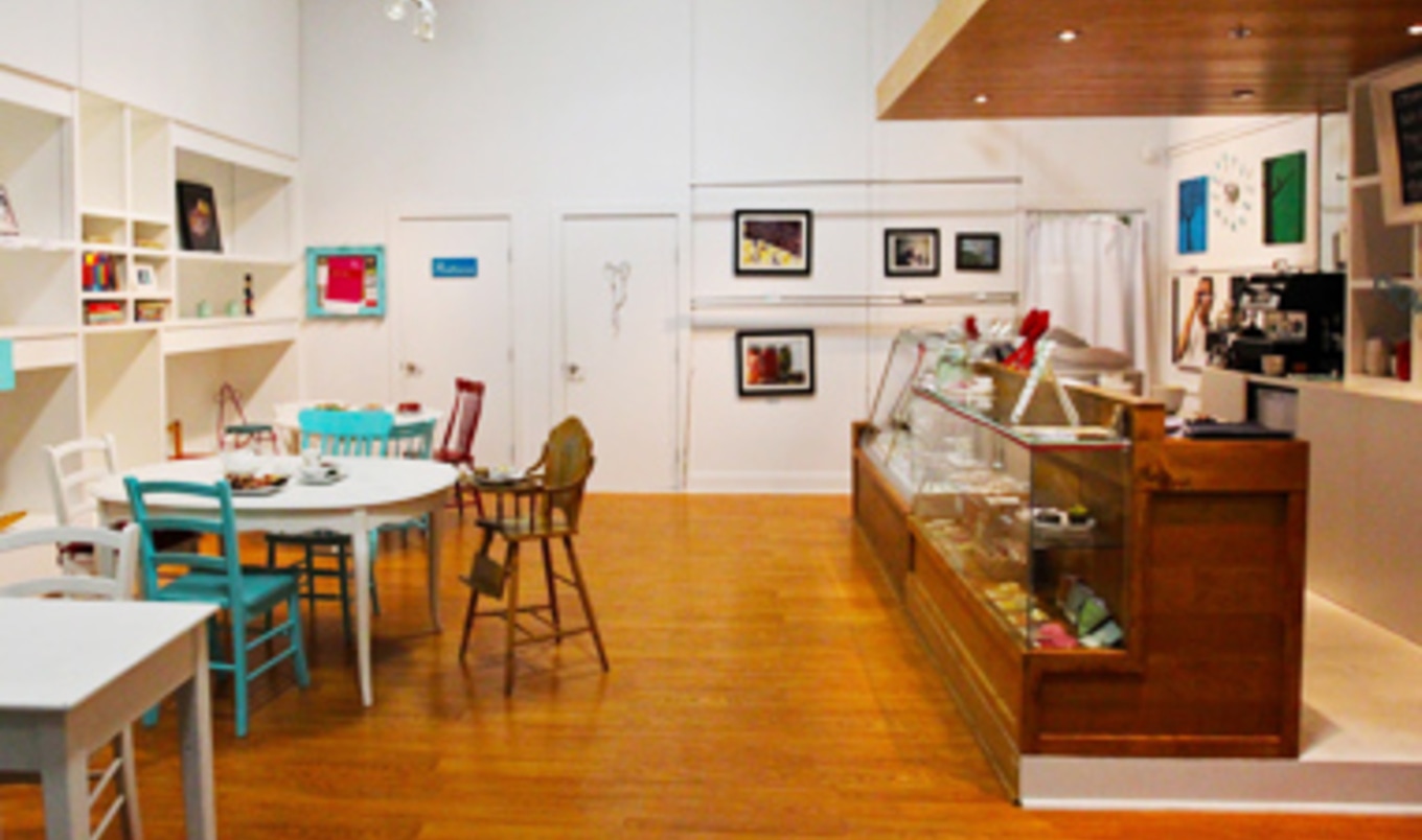 Chomp Vegan Eatery Opens