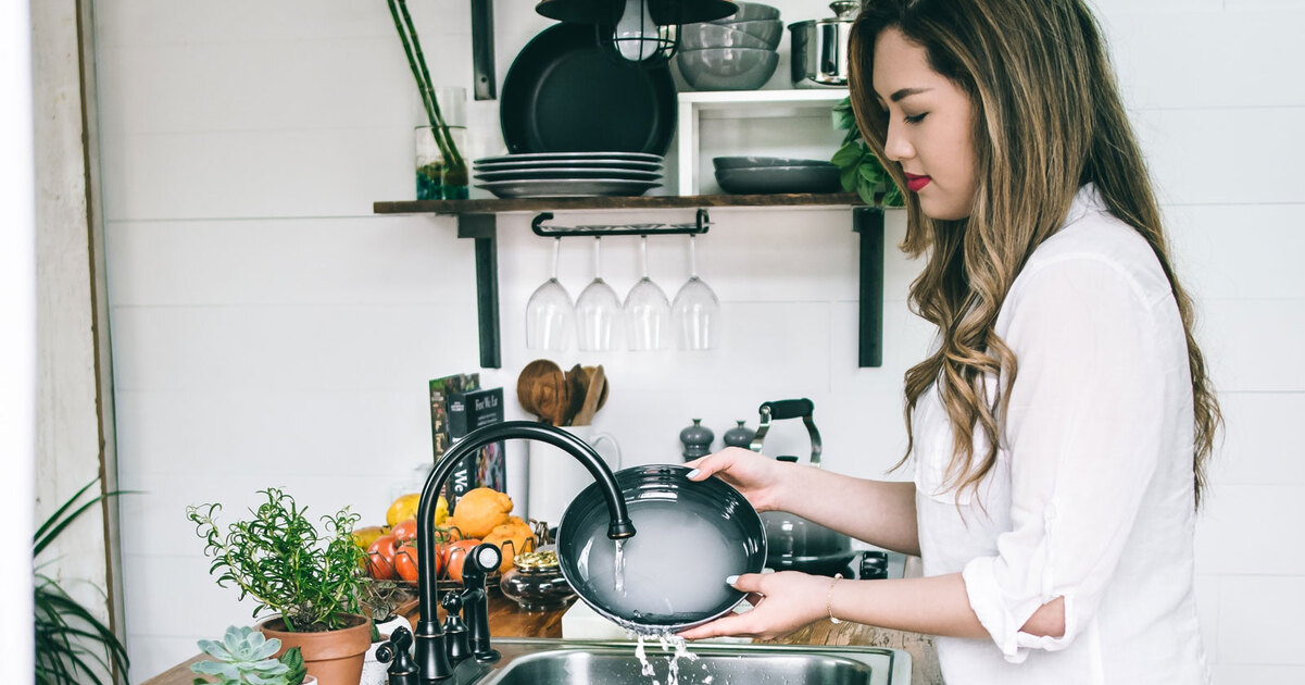 17 Vegan, Cruelty-Free Cleaning Products You Can Grab From Walmart Now 