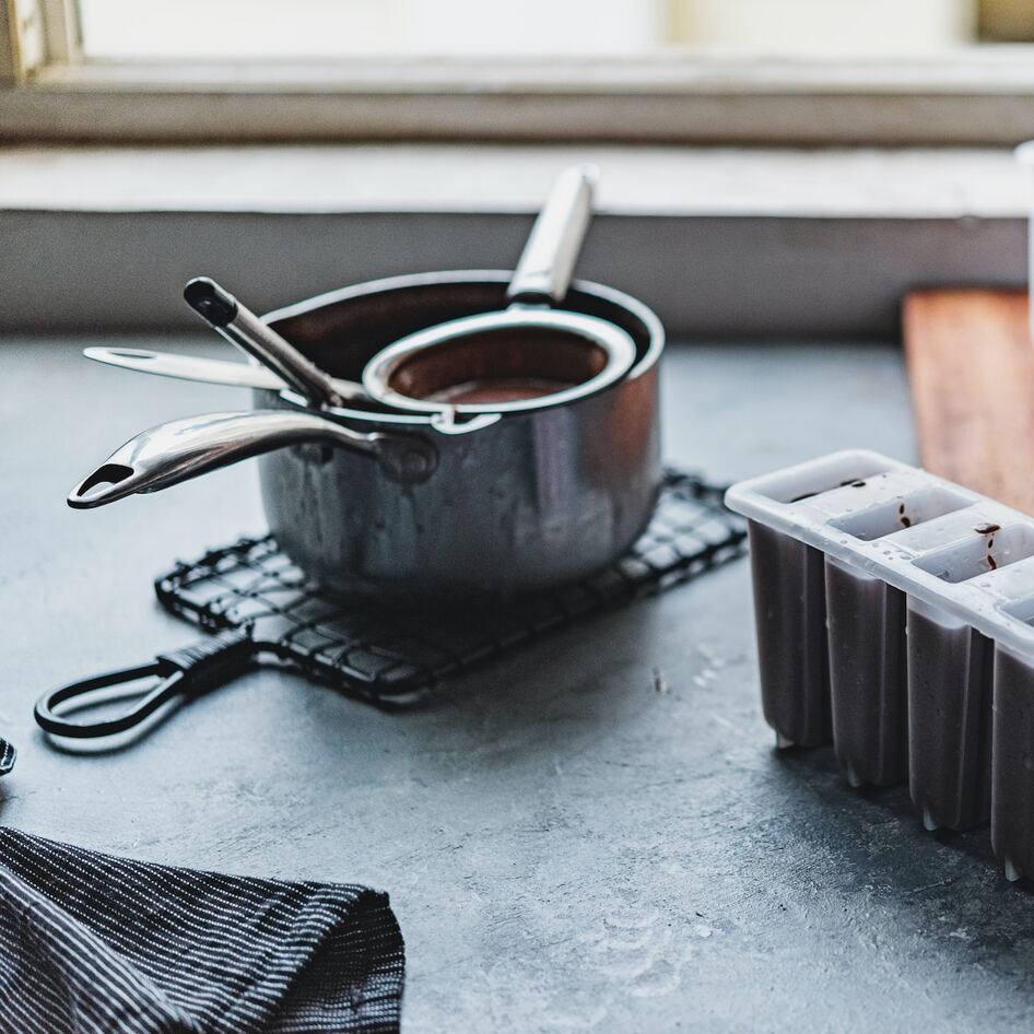 Vegan Baking 101: How Many Cups in a Liter?&nbsp;