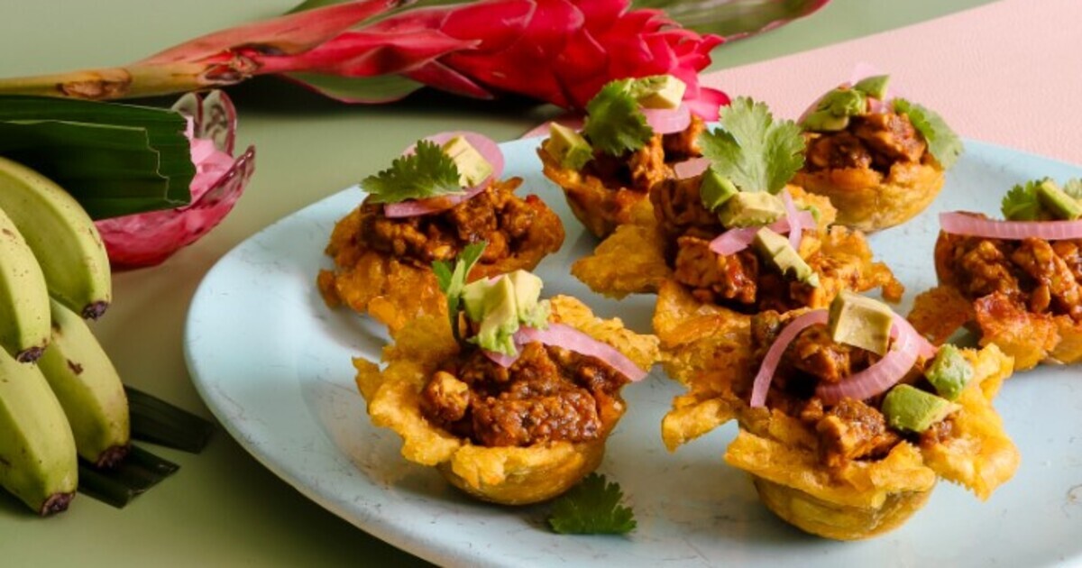 Tempeh-Filled Plantain Cups (Tostones Rellenos) | VegNews
