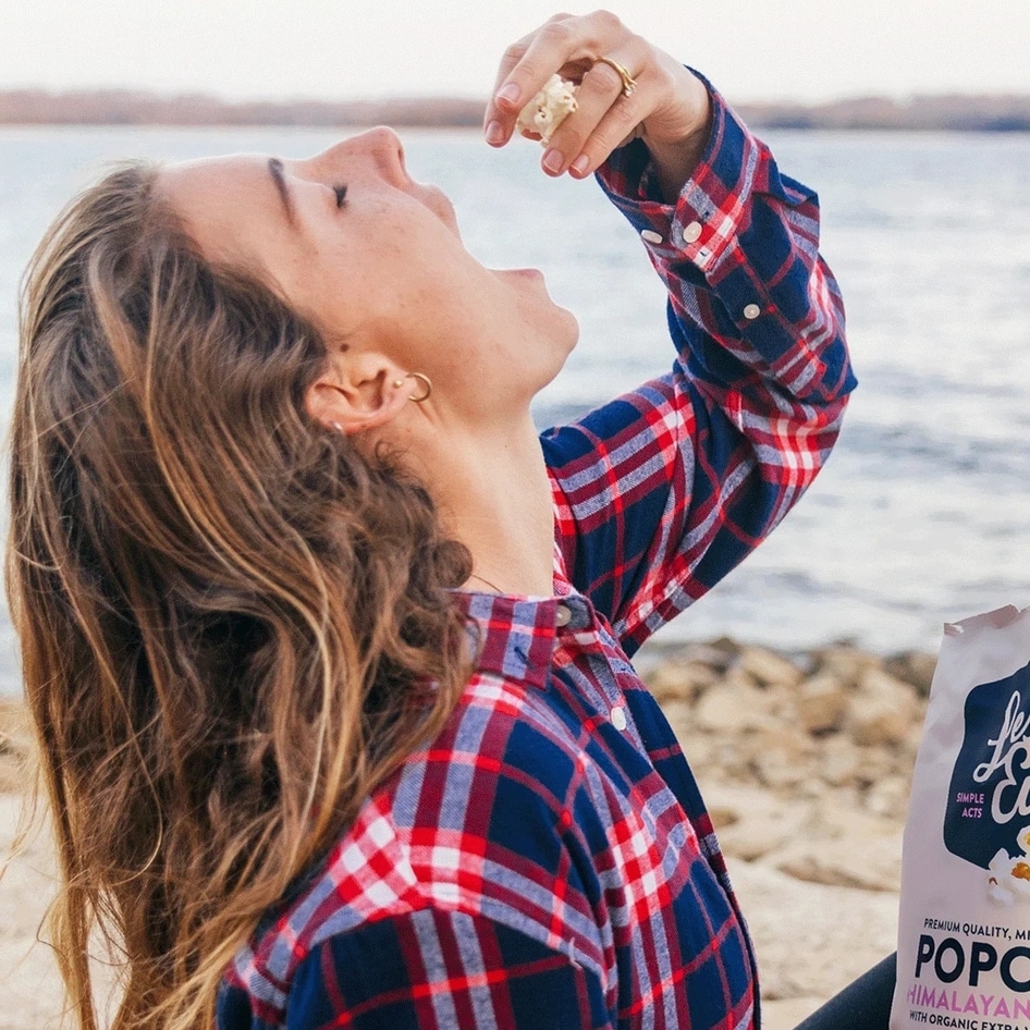 Get Snacking on These Vegan-Friendly Finds From Walmart (All Are Under $6!) 