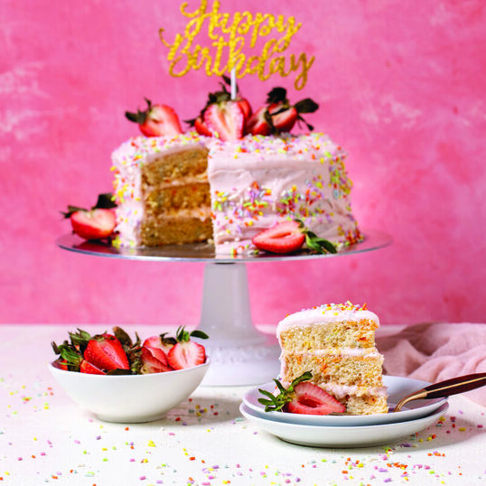 Birthdays and Beyond: These Vegan Cake Recipes Skip the Eggs and Dairy