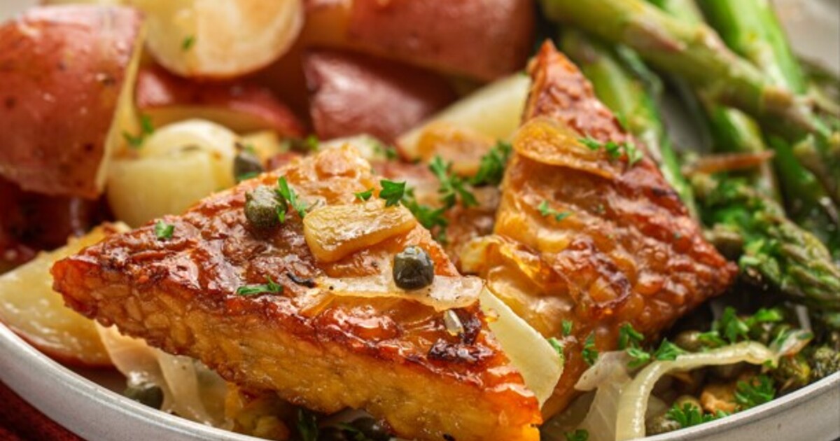 Sheet Pan Vegan Tempeh Picatta