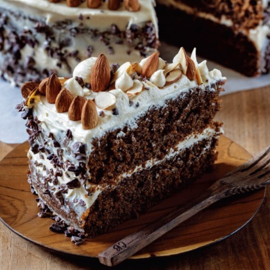 25 Egg-Free Cake Recipes for Birthdays and Beyond