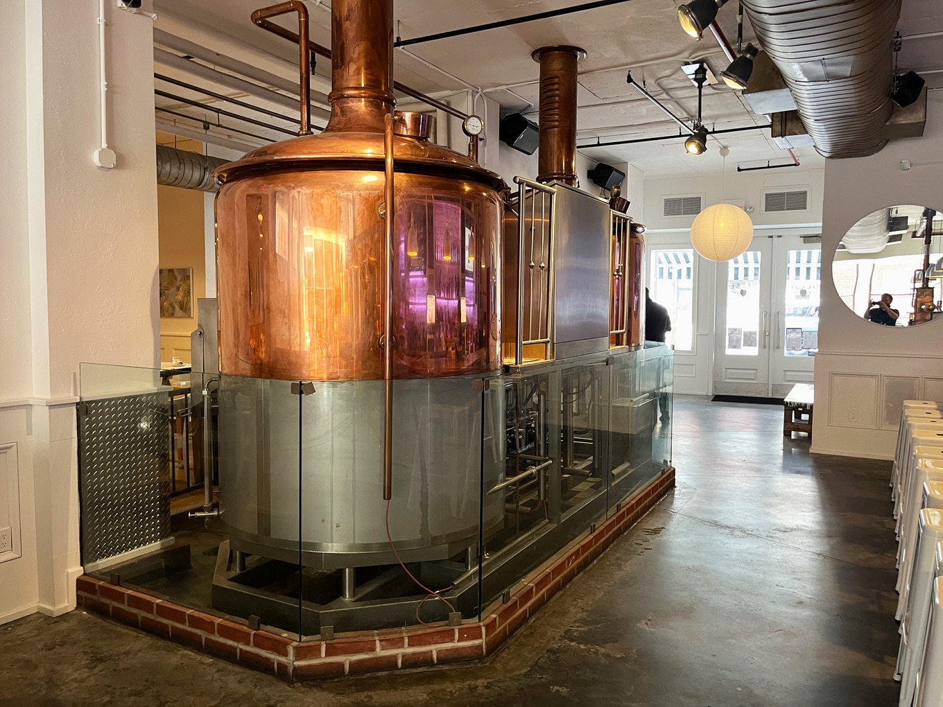 VegNews.BelseBrewery.MattMarshall