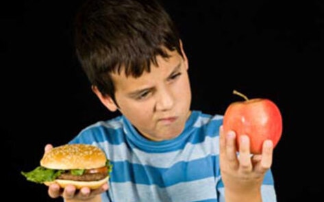 <i>School Nutrition Magazine</i> Filled with Meat and Dairy Ads