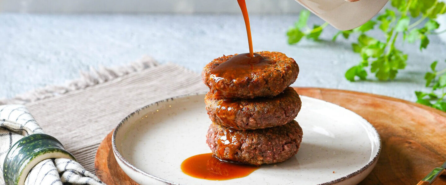 This Easy Vegan Protein Swap Can Offset All UK Aviation Emissions