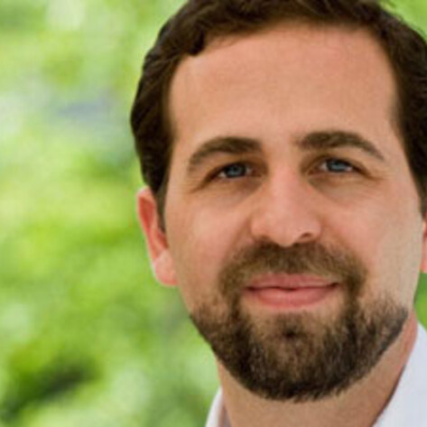 <i>LA Times</i> Features Ronnen