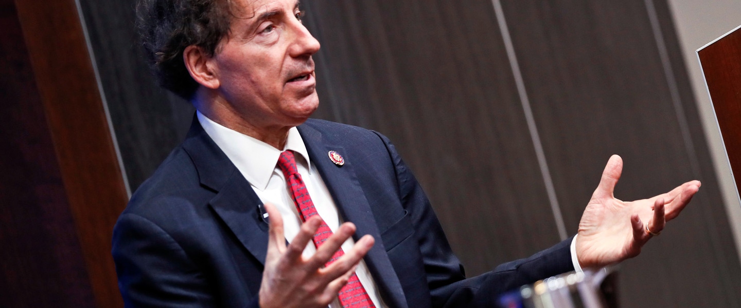 Jamie Raskin and 31 Other Congress Members Push for Meatless Meals at All Federal Facilities