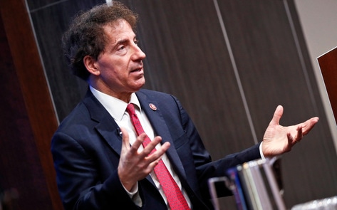 Jamie Raskin and 31 Other Congress Members Push for Meatless Meals at All Federal Facilities