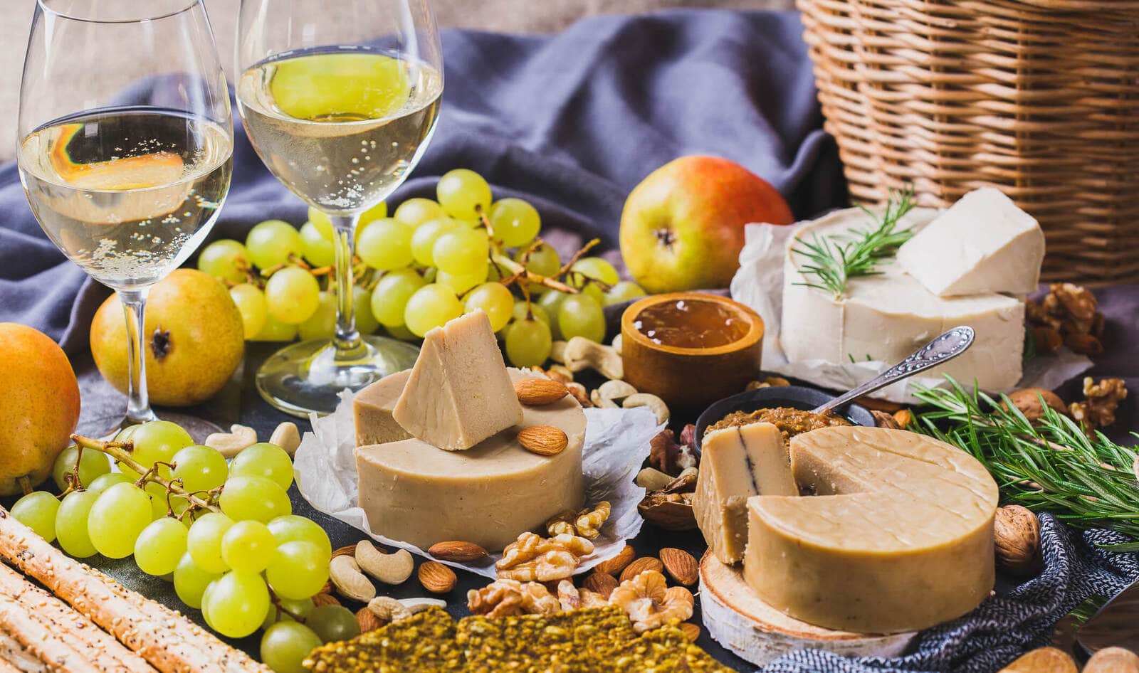 The Perfect Pair Organic Wine and Cheese Pairing Gifts
