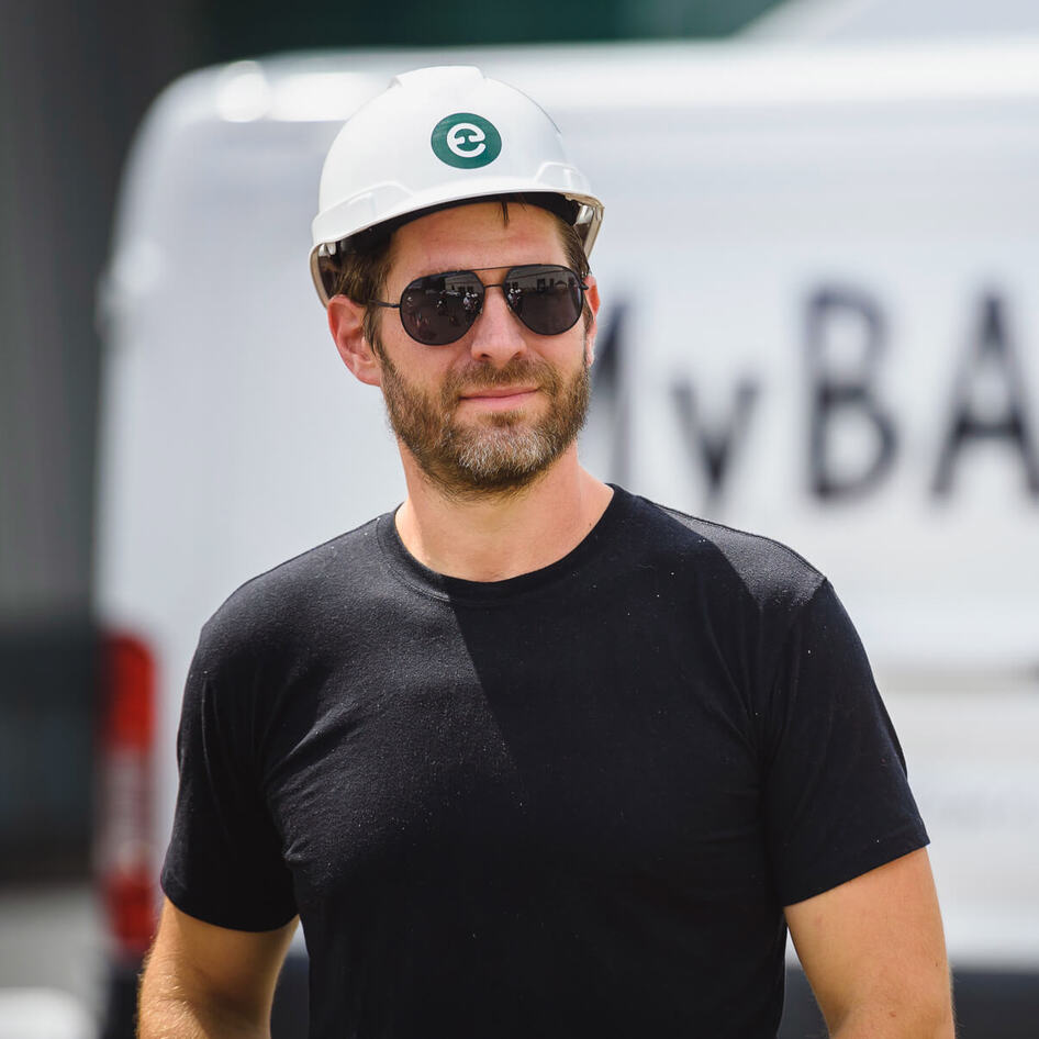 Why This Entrepreneur Went From Farming Pigs to Making Vegan Bacon