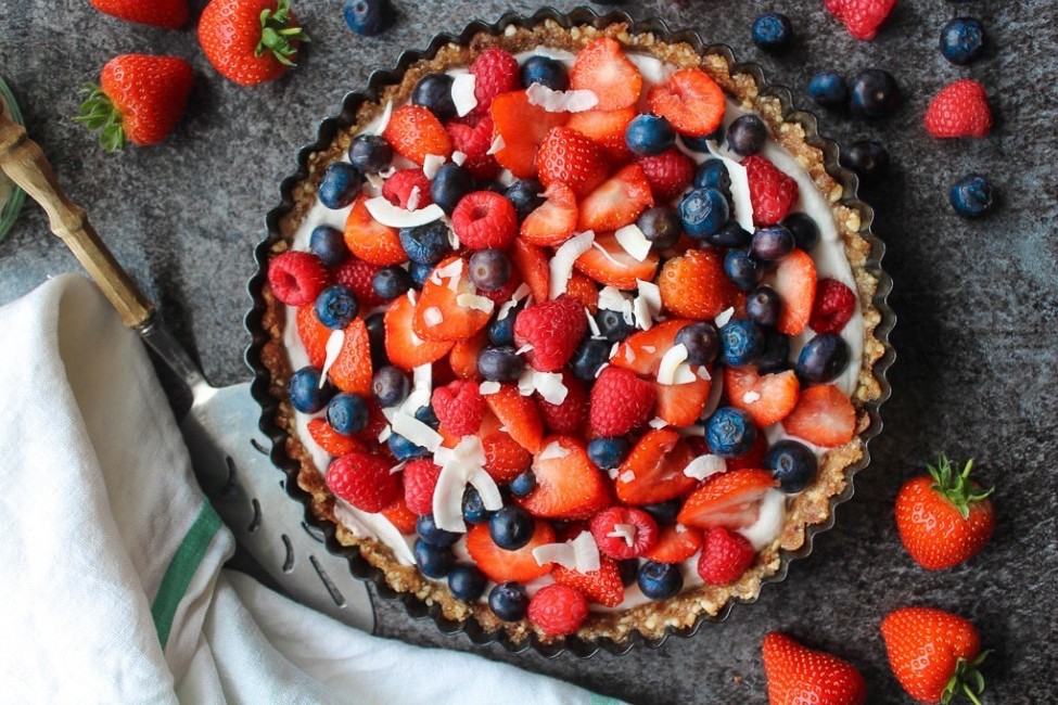 VegNews.MixedBerryCoconutCreamPie.ASaucyKitchen