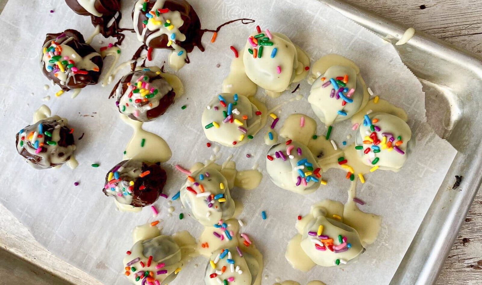 Four-Ingredient Vegan Oreo Truffles | VegNews