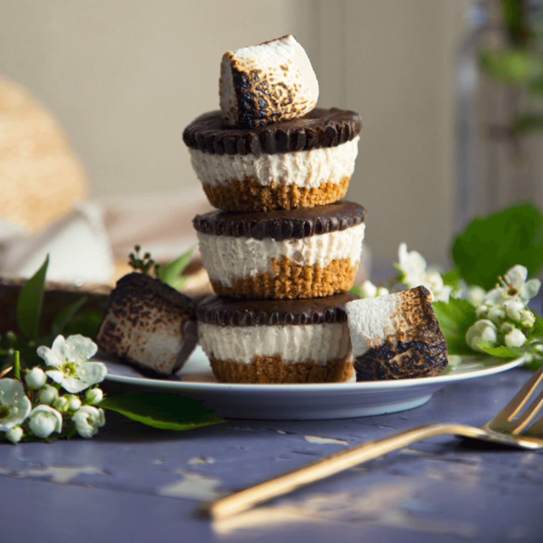 VegNews.SmoresCheesecakes.PicklesandHoney