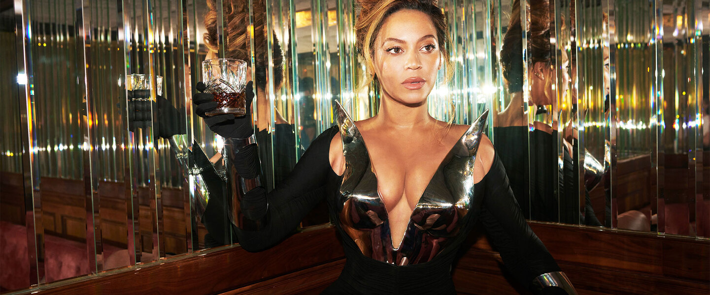 Why Beyoncé Swapped Her Birkin Bag with a Vegan Leather Tote&nbsp;